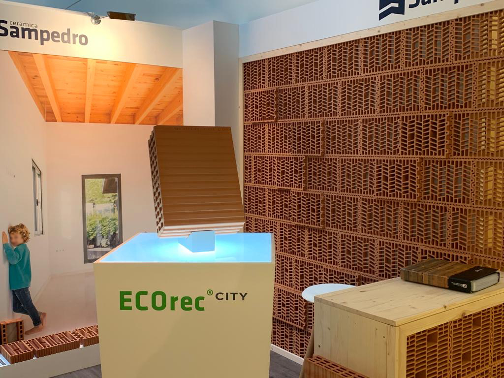 Cerámica Sampedro participa en la 11ª Conferencia Española Passivhaus- Burgos.